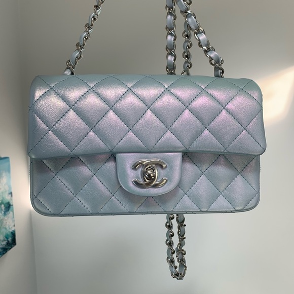 21K CHANEL Classic Mini Flap Bag Iridescent  Blue - Picture 4 of 10